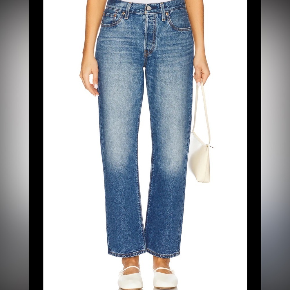 Levi’s 501 Original Fit Jeans – 150th Anniversary Edition
Size 24 x 30